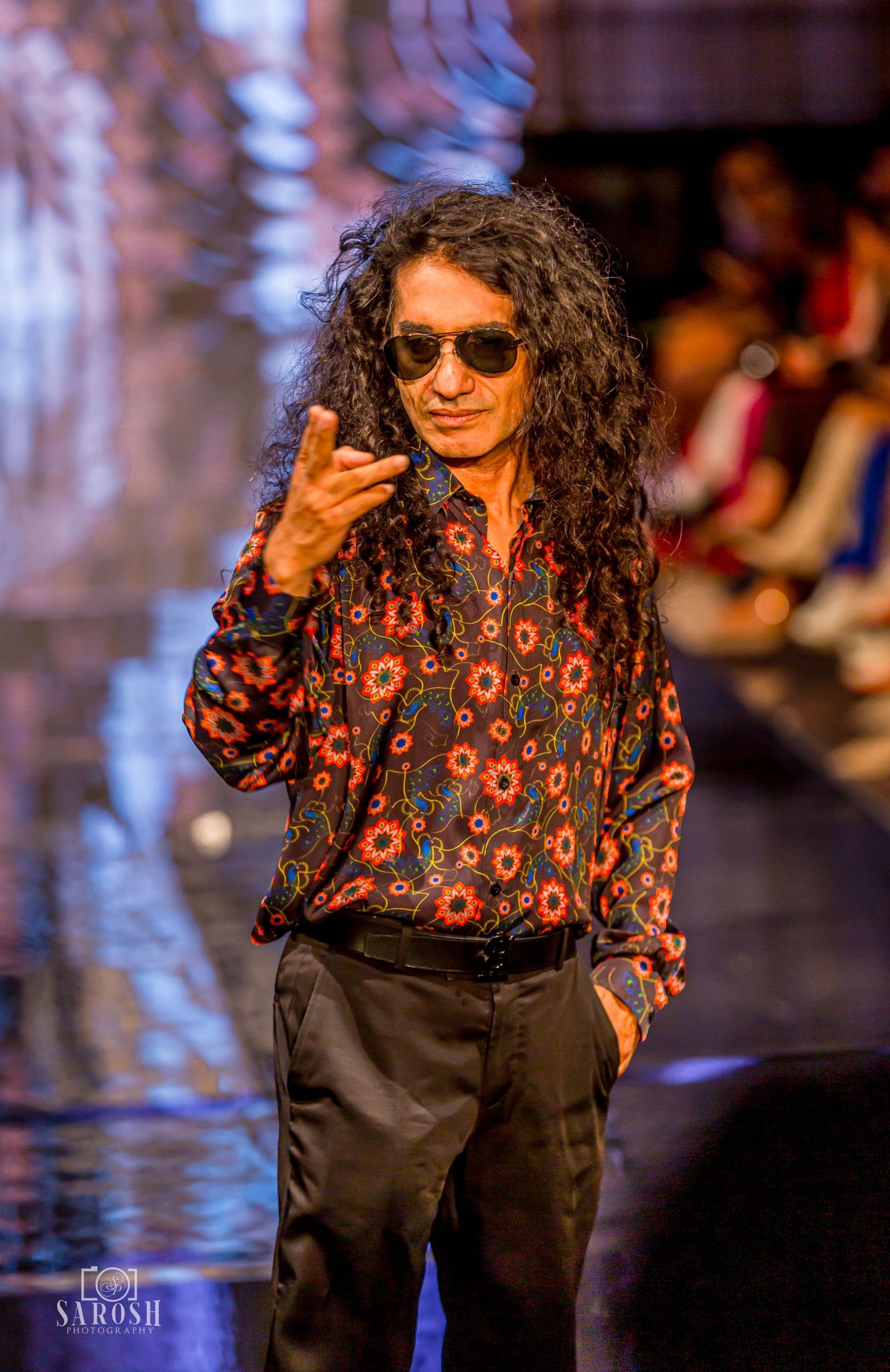 PRINTED FLORAL LONG-SLEEVED 100% SILK SHIRT